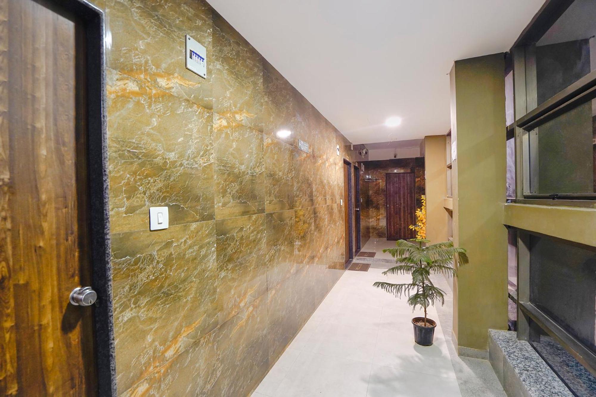 Fabhotel Relax Gandhinagar Exterior photo