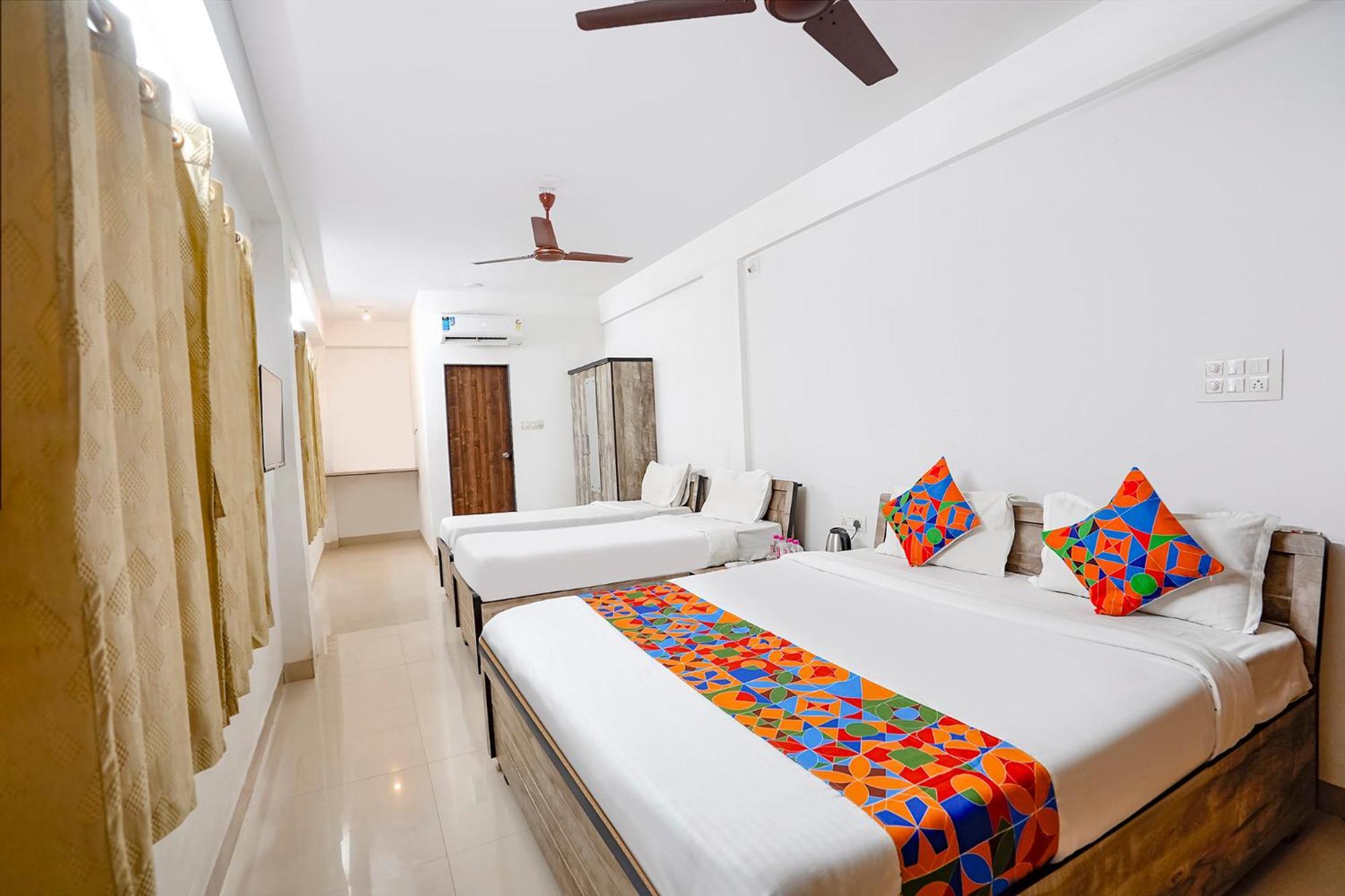 Fabhotel Relax Gandhinagar Exterior photo